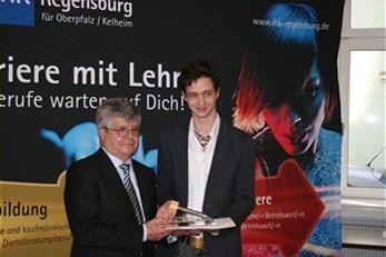 v. l. : Richard Scheubeck (Scheubeck Jansen Stiftung), Matthias Schwarzfischer